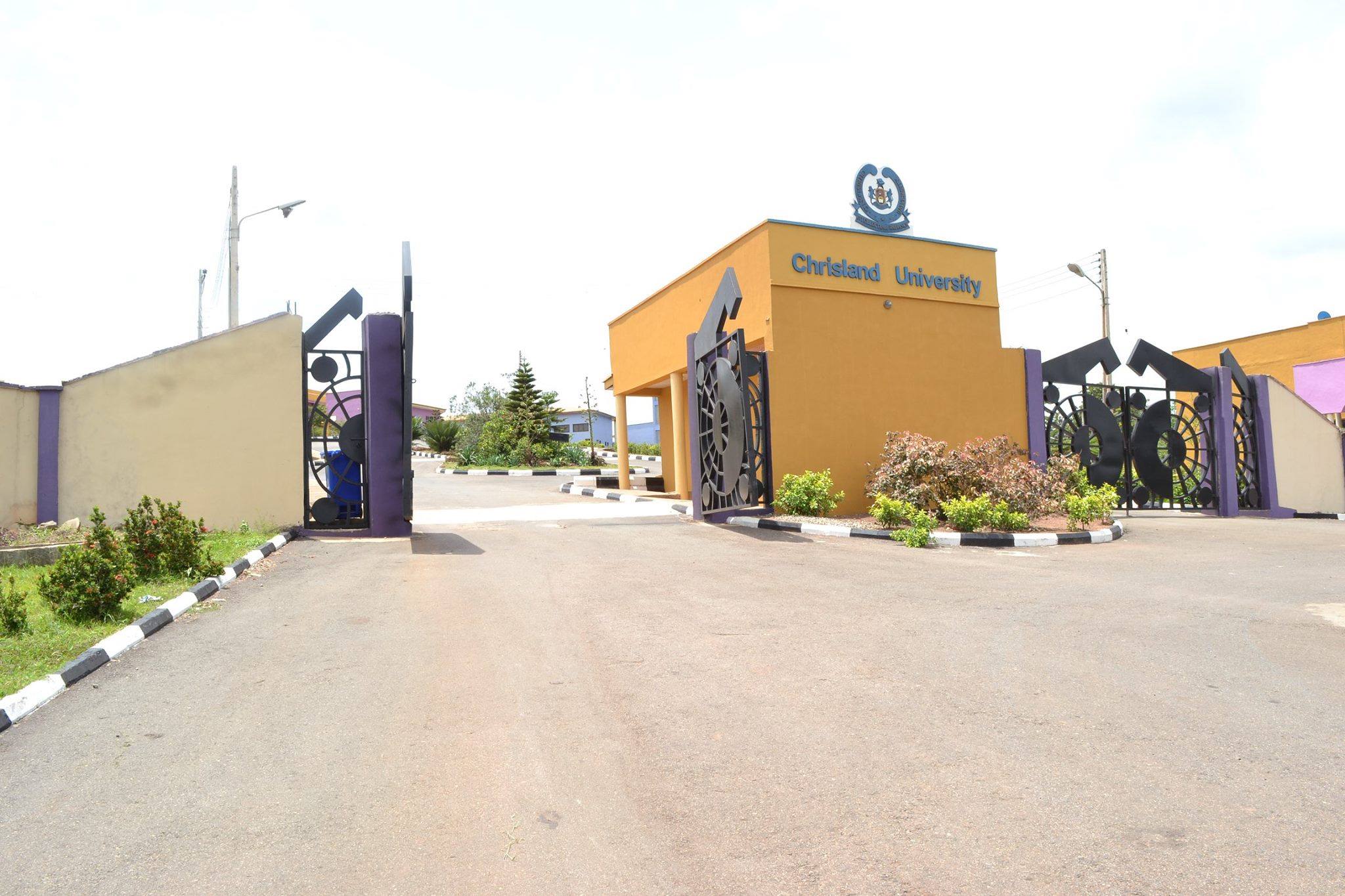 Chrisland University